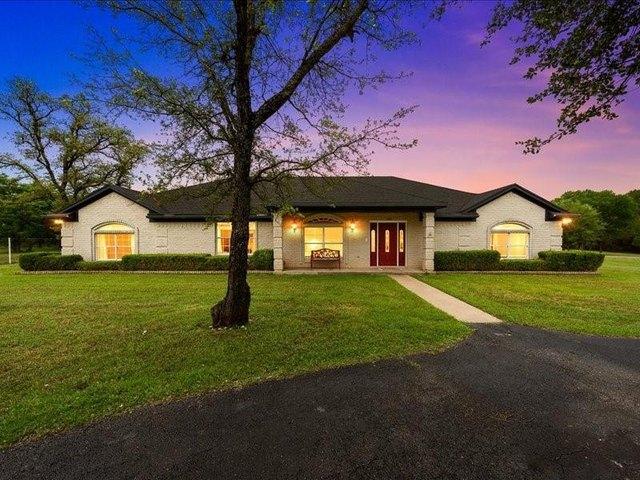 House for sale in Crawford, Texas