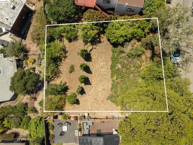 Land for sale in Berkeley, California