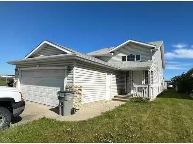 House for sale in Grande Prairie, Alberta