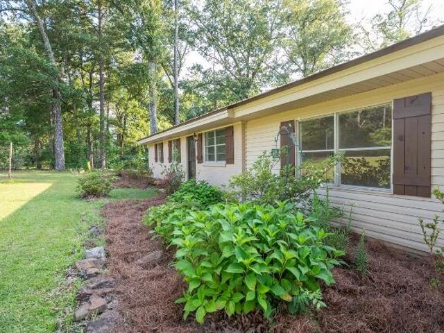 House for sale in Mantee House for sale in Mantee
