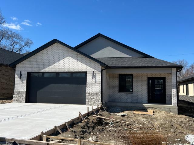 House for sale in Worth, Illinois