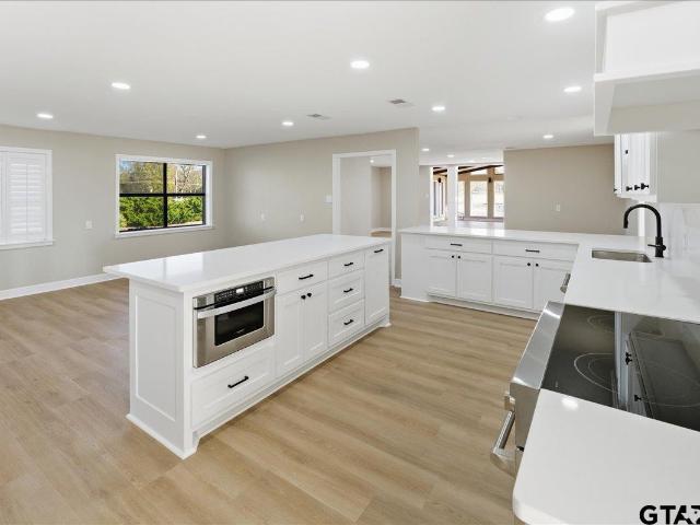 House for sale in Yantis, Texas