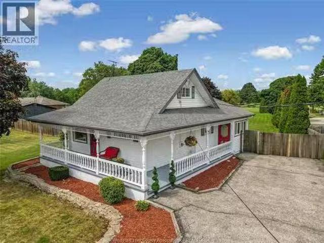 House for sale in Ontario