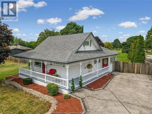House for sale in Ontario