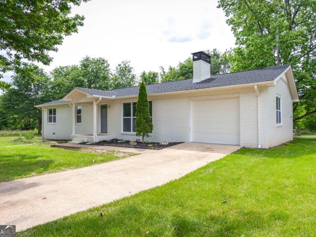 House for sale in Commerce, Georgia