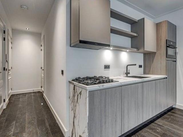 Appartement te huur in Zuid, Amsterdam