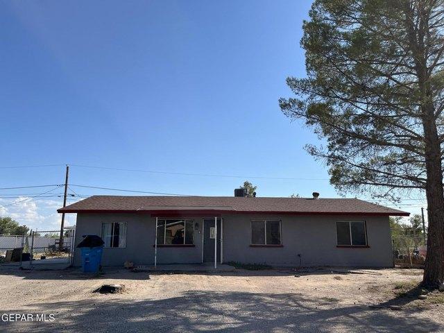 House for sale in Buford, Socorro