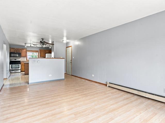 Condo for sale in Worth, Illinois