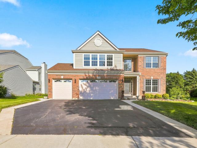 House for sale in Mchenry, Illinois