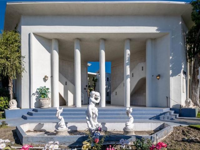 Property for sale in Canoga Park, California