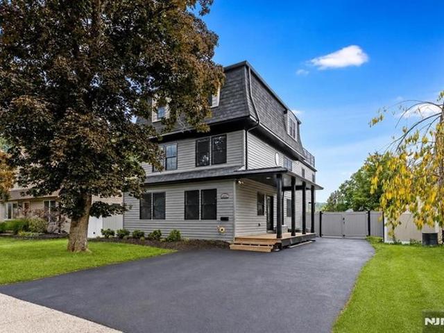 House for sale in Passaic, New Jersey