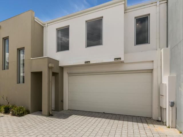 Townhouse for sale in Hamilton Hill, Western Australia