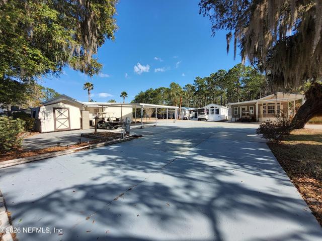 Property for sale in Satsuma, Florida