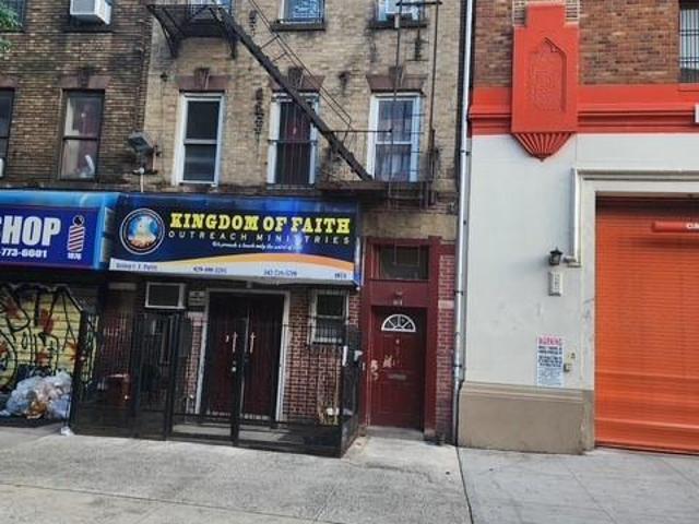 House for sale in Eastern Parkway, New York