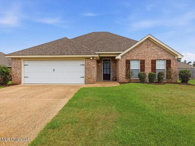 House for sale in Pearl, Mississippi