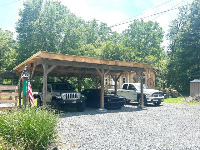 House for sale in Hot Springs, North Carolina