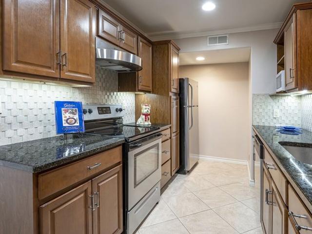 Condo for sale in Dallas, Texas