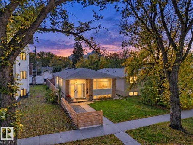 House for sale in Queen Alexandra, Edmonton