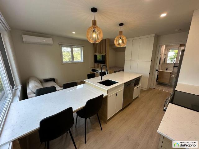 Apartment for rent in Sainte-Foy–Sillery–Cap-Rouge, Québec