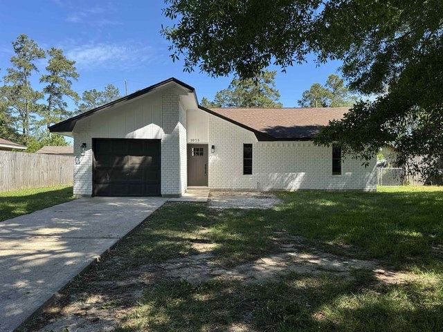 House for sale in Vidor, Texas