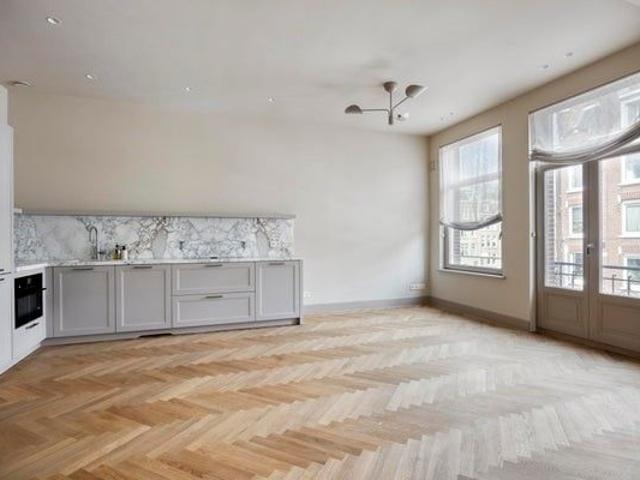 Appartement te huur in Zuid, Amsterdam