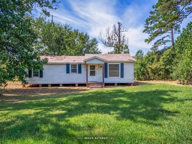 House for sale in Gladewater, Gregg County