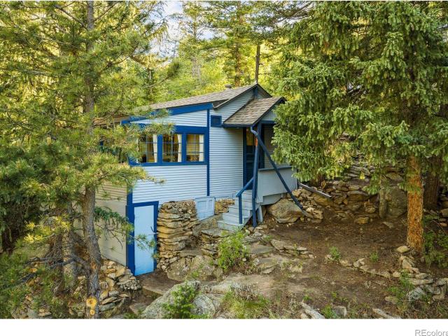 House for sale in Twin Spruce, Golden