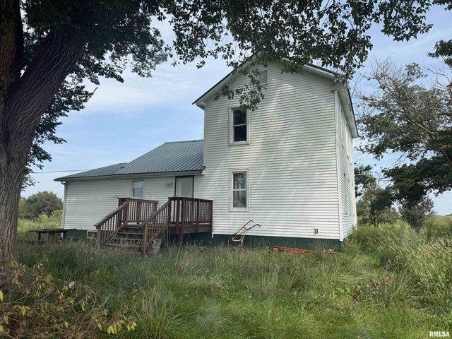 House for sale in Fulton, Illinois