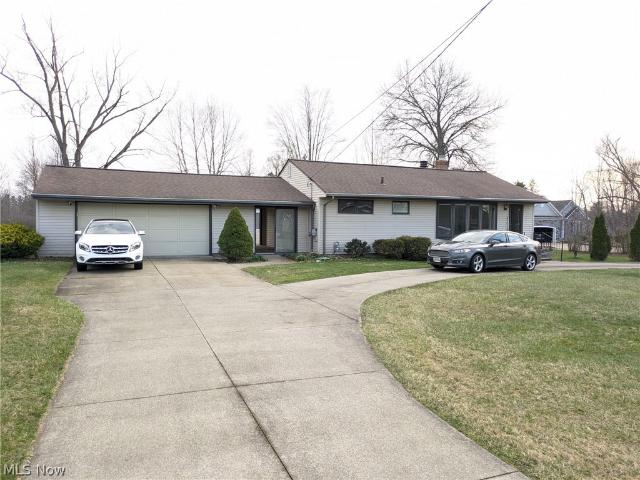 House for sale in Hinckley, Ohio