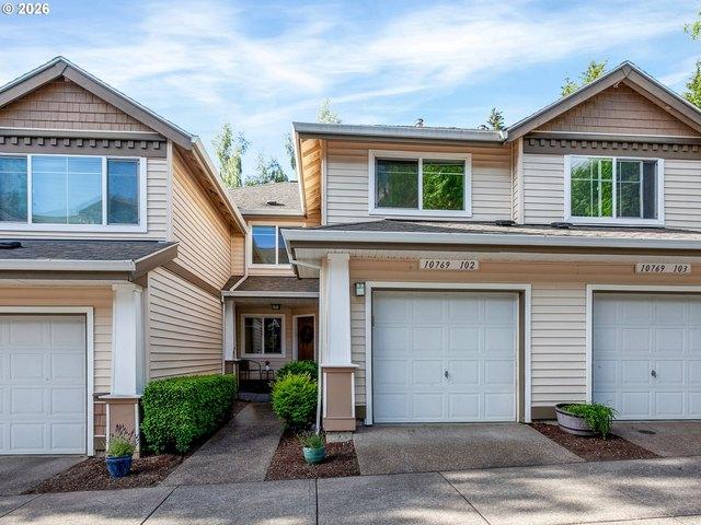 Condo for sale in Oregonia