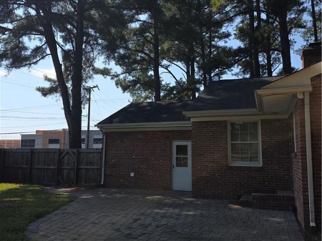 House for sale in Northampton, Hampton