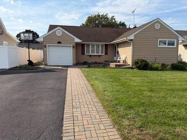 House for sale in Bellmore, Nassau County
