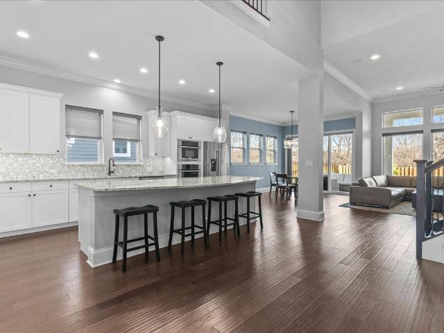 House for sale in Glenview