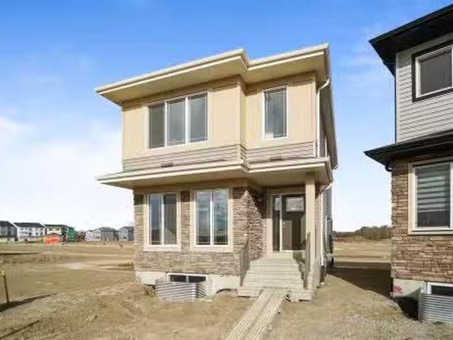 House for sale in Spruce Grove, Alberta