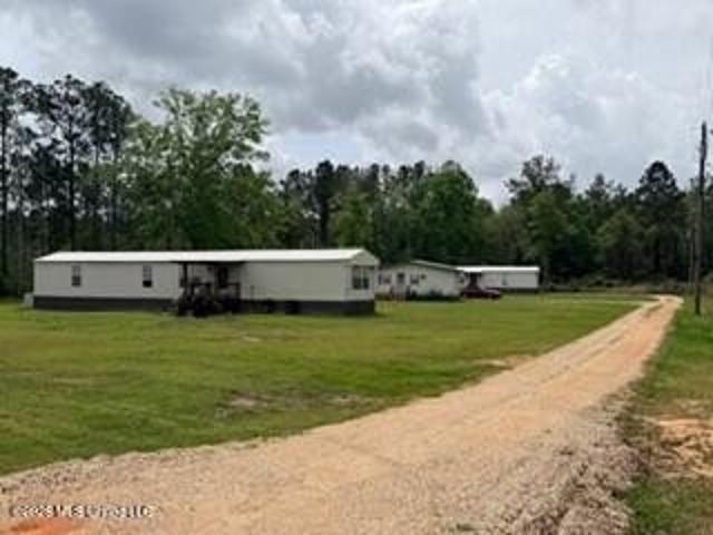 House for sale in Carriere, Mississippi