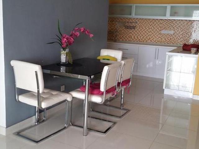 Condominium for sale in Bandar Menjalara