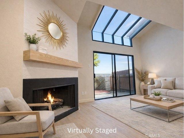 Townhouse for rent in Canoga Park, California