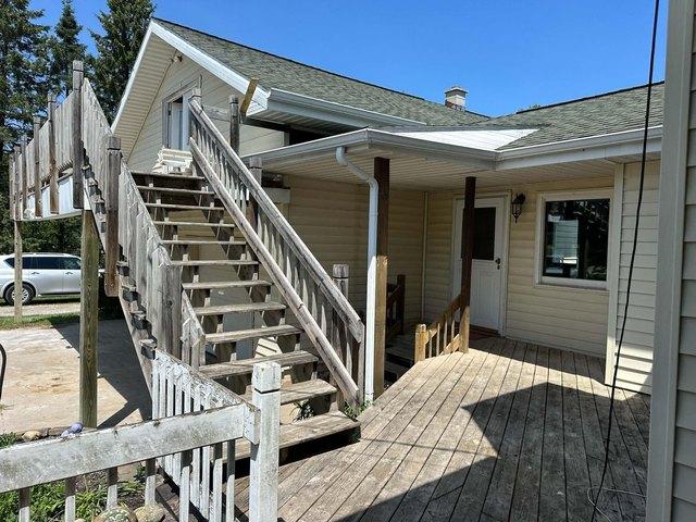 House for sale in Hubbard Lake, Michigan