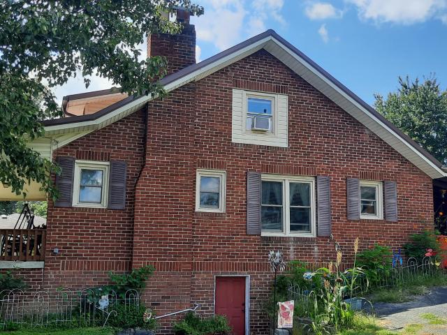 House for sale in Laurel, Kentucky