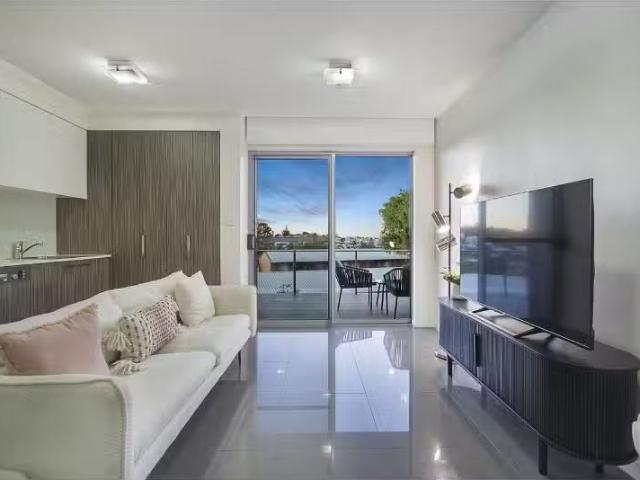 Apartment for rent in Toombul, Queensland