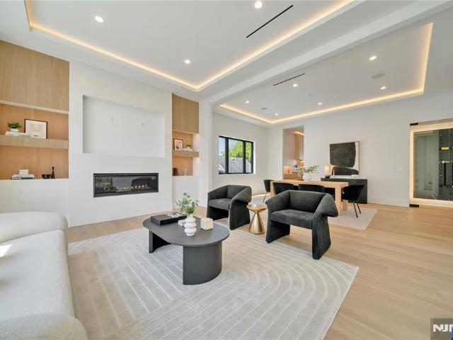 House for sale in Fort Lee, New Jersey