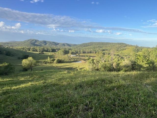 Cottage for sale in Bloomsbury, Queensland