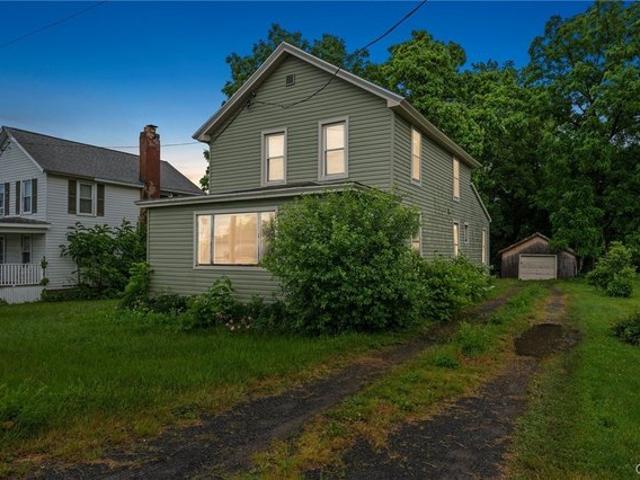 House for sale in Oneida, New York