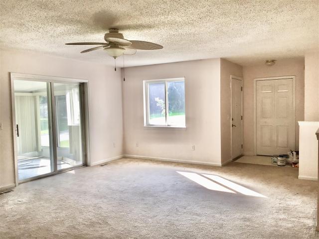 Condo for sale in Plainwell