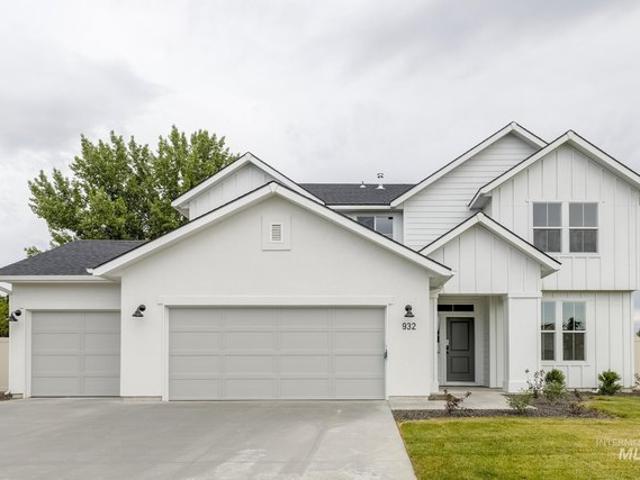 House for sale in Middleton, Idaho