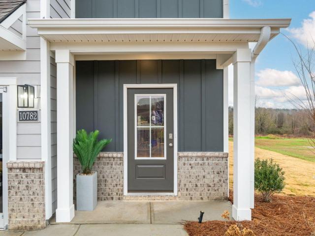 House for sale in Apison, East Tennessee