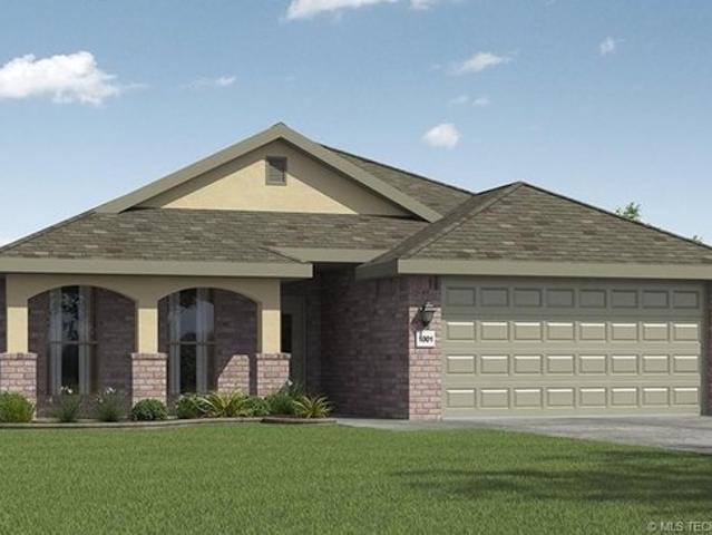 House for sale in Coweta, Oklahoma