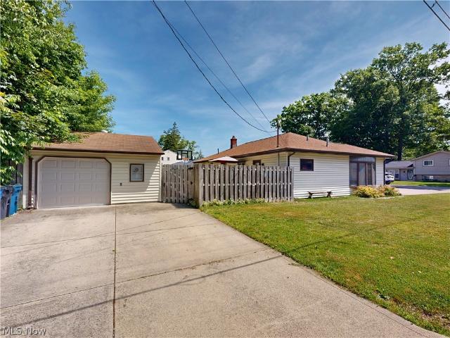 House for sale in Willoughby, Ohio