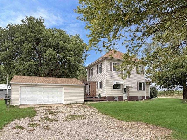 House for sale in Reinbeck, Iowa