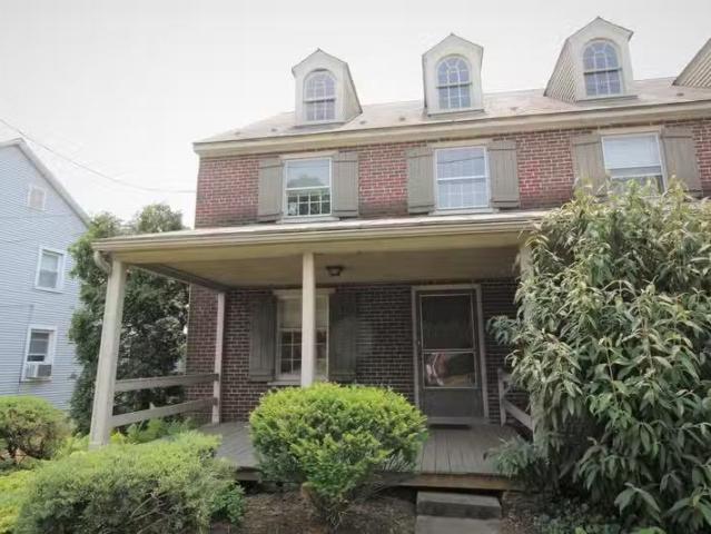 House for rent in Reading